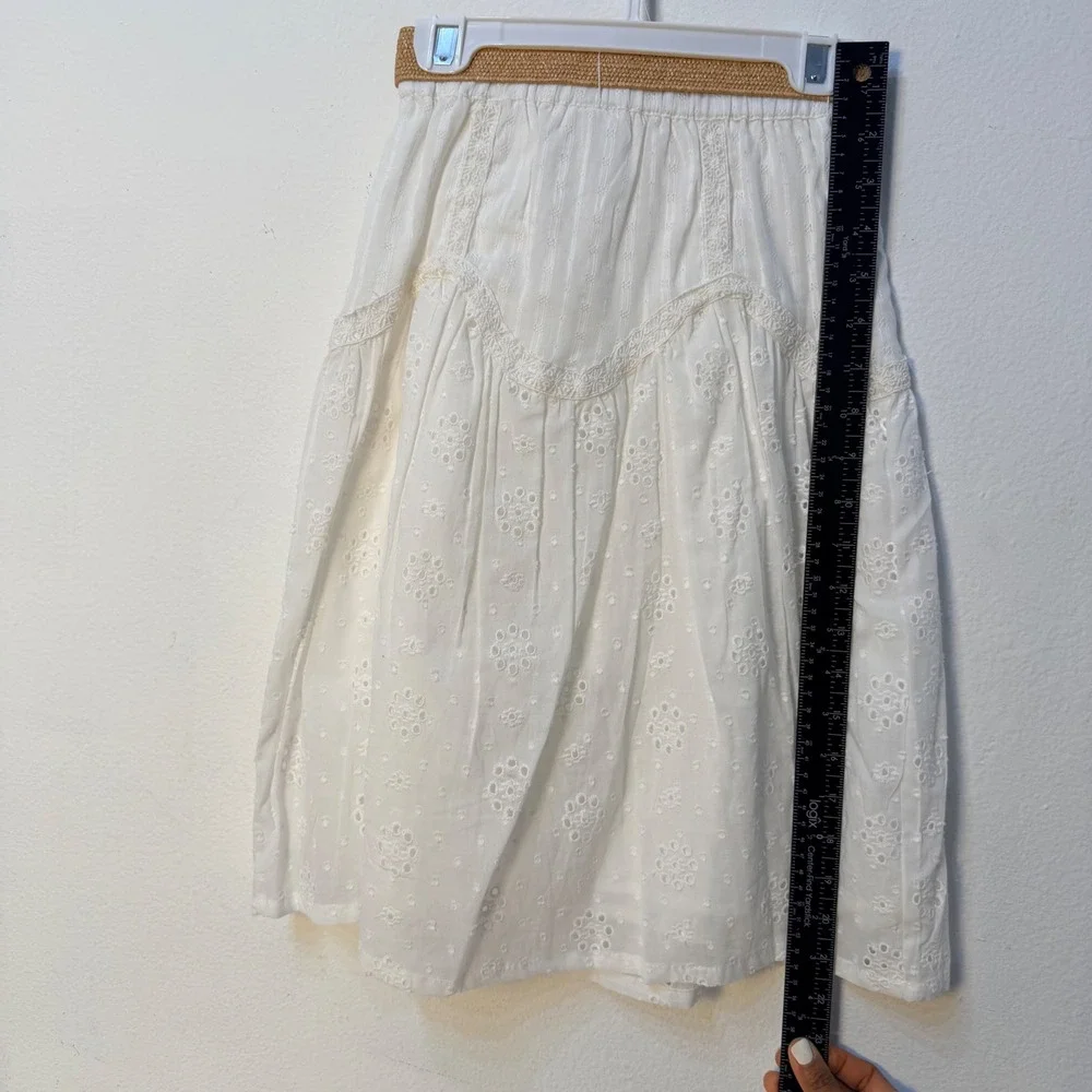 Haute Hippie Style Girls White Eyelet 2-Piece Crop Top and Skirt Set with Belt